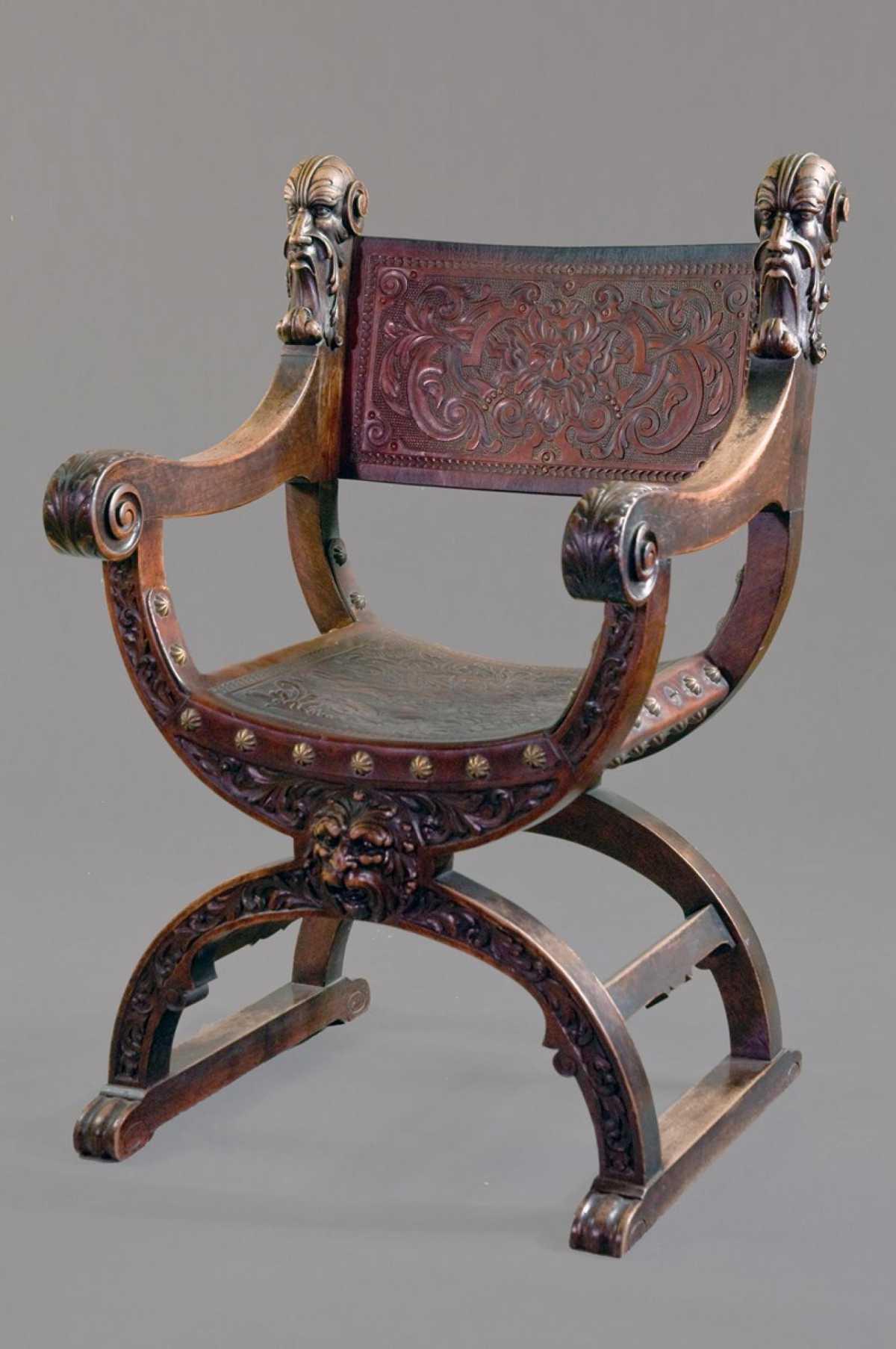 Krzesło typu karło